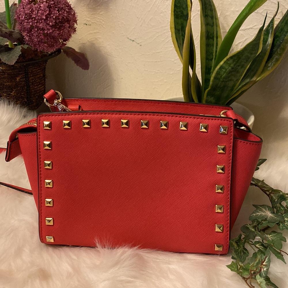 S⭕️LD Authentic Micheal Kors Messenger Stud Bag - Picture 3 of 10